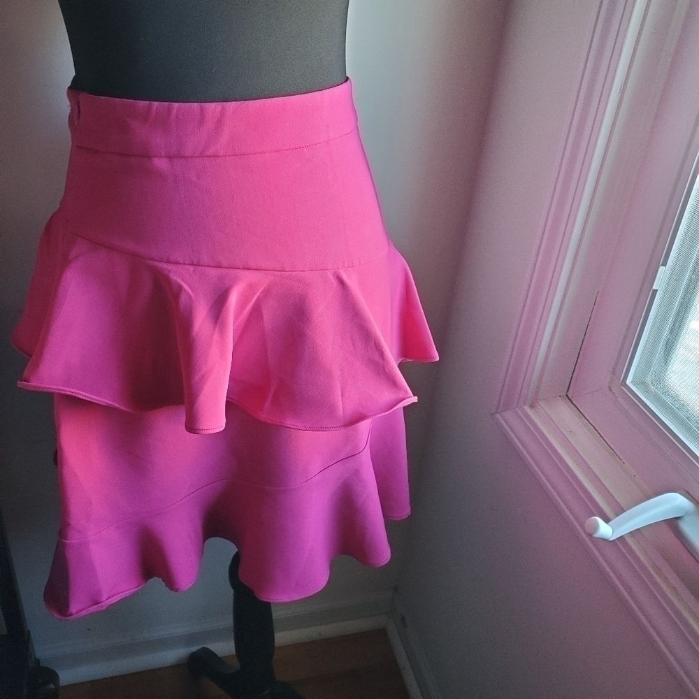 Trendyol Pink Ruffle skirt Size 8 NWTG - Picture 5 of 13